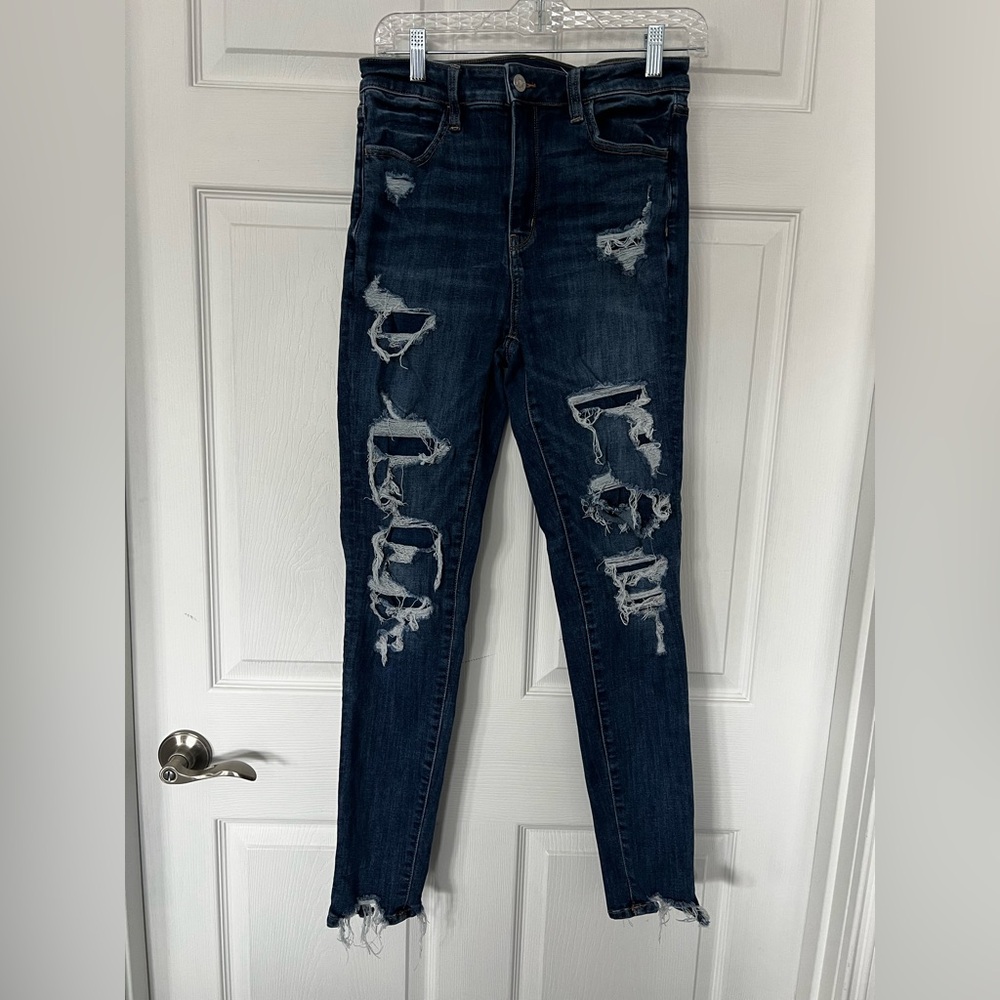 American Eagle Outfitters Dark Blue Distressed Skinny Jeans size 10